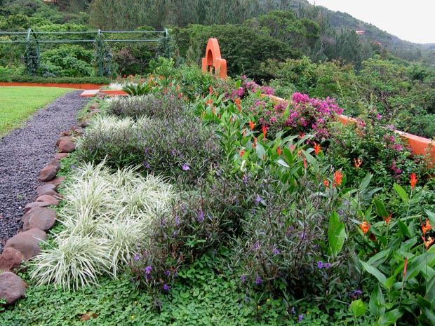 09b.wall_garden2